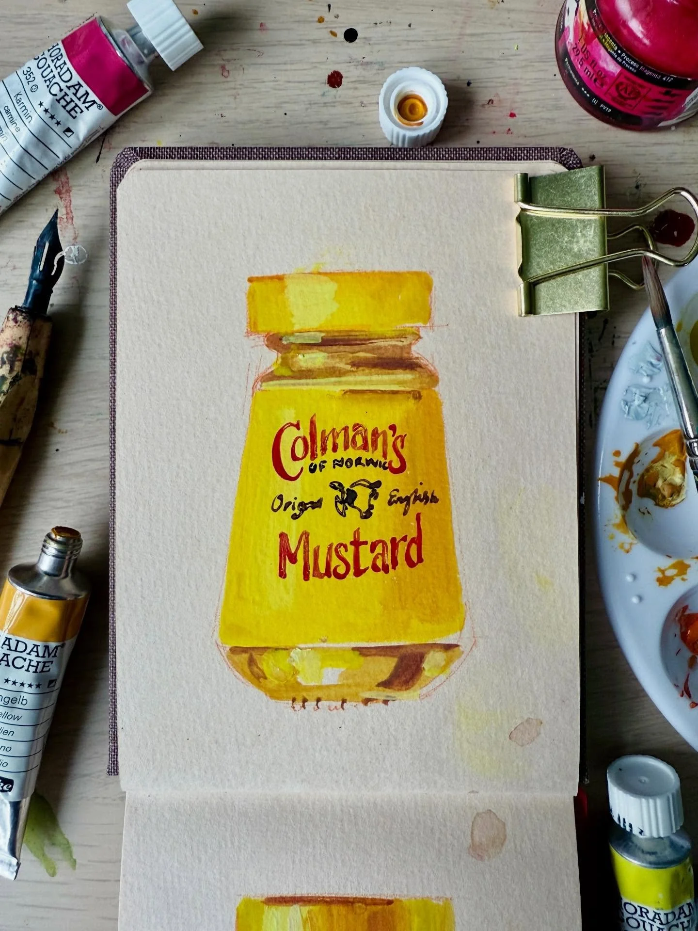 I love classic food packaging and had been wanting to see the potential for capturing @colmansuk iconic mustard jar with traditional gouache paint. This months Patreon challenge to try (mostly) gouache has been a challenge for me ! A totally differen
