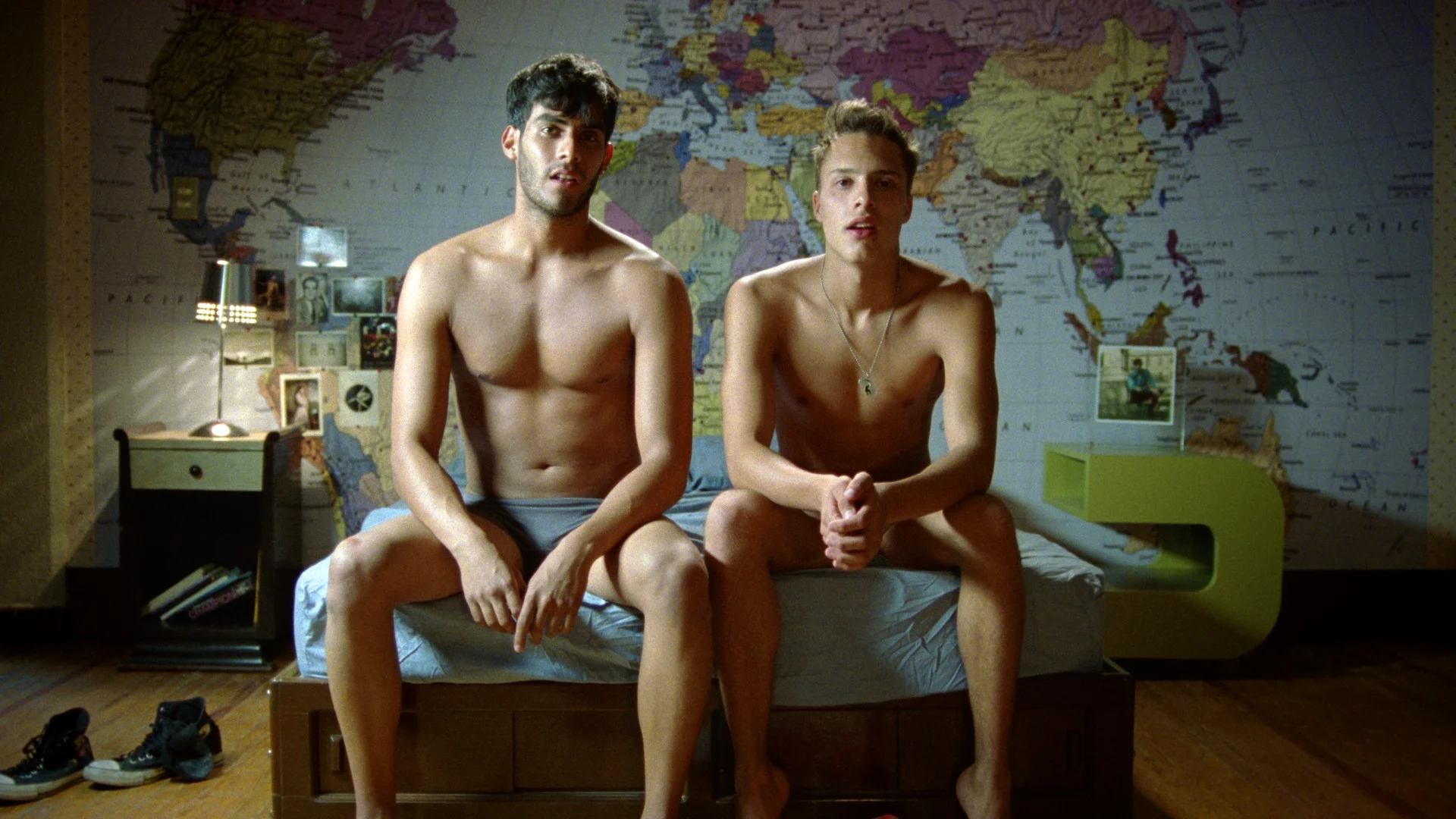 Yo soy la felicidad de este mundo (I Am Happiness on Earth)