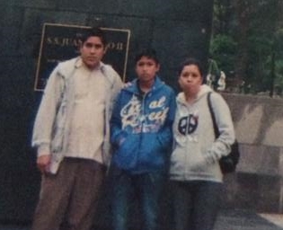 Antonio's brother and parents in Mexico