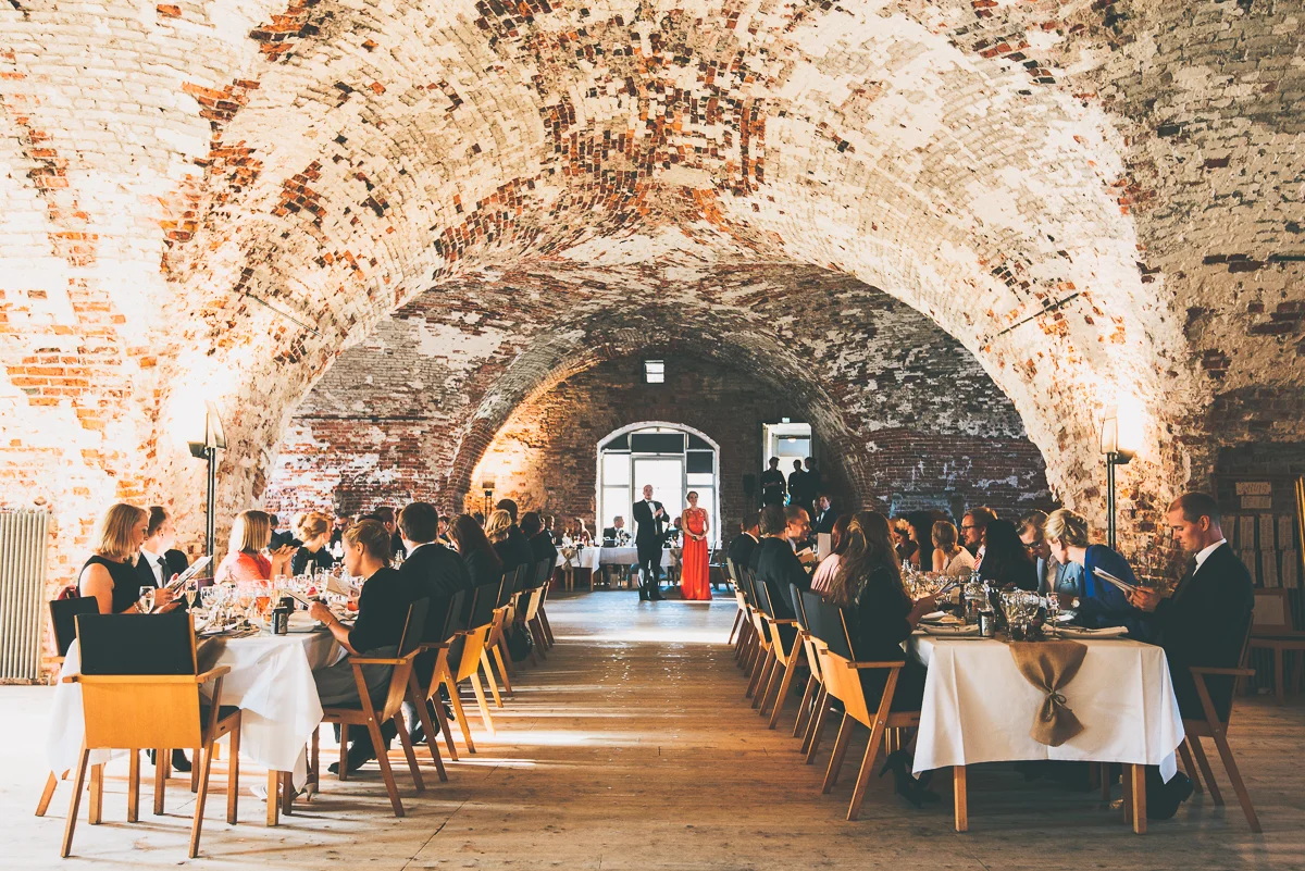 hääkuvaaja_helsinki_suomenlinna_js_disain_jere_satamo_wedding-photographer-finland-31.jpg