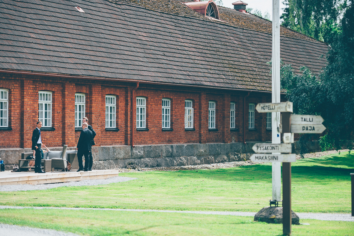 hääkuvaaja_hämeenlinna_js_disain_jere_satamo_wedding_photographer_finland-2.jpg