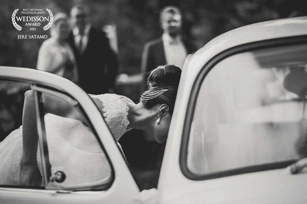 Toistamiseen tunnustusta kansainvälisessä hääkuvakilpailussa | Wedisson Award | Wedding Photographer Finland