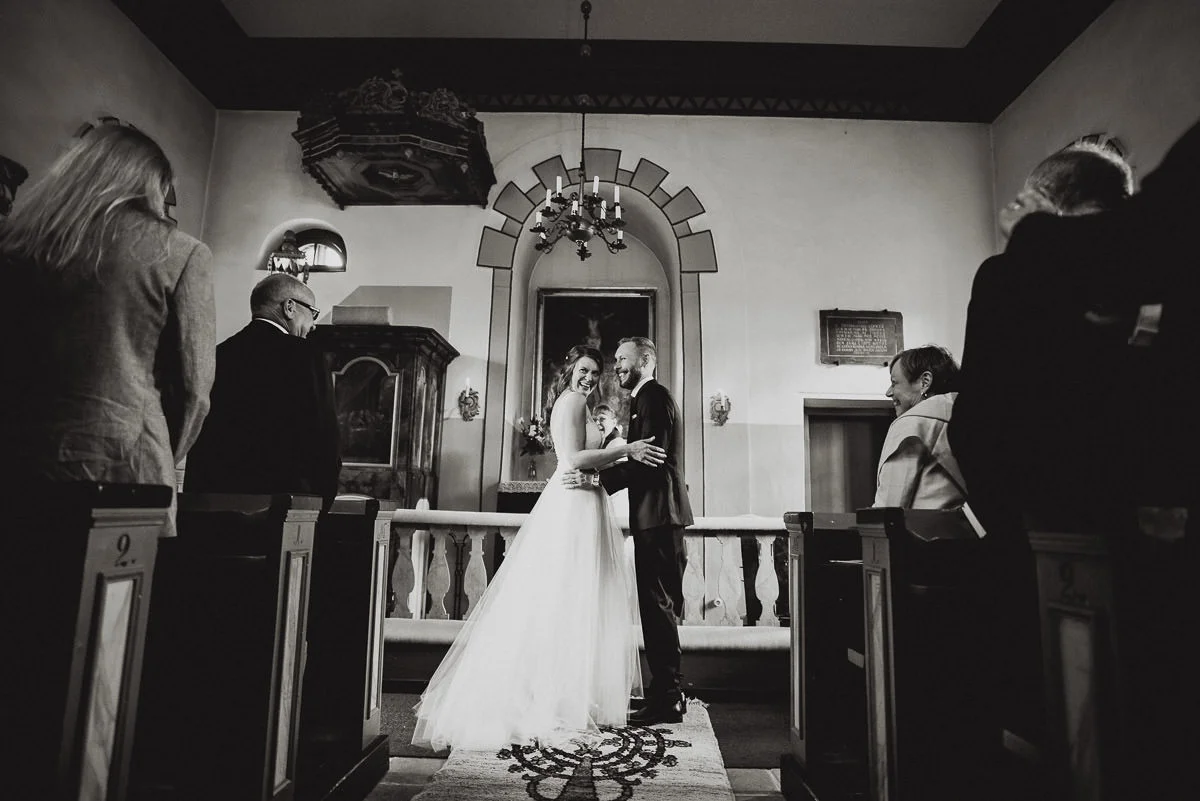 jere-satamo_valokuvaaja-turku_wedding-photographer-finland-mathildedal-088.jpg