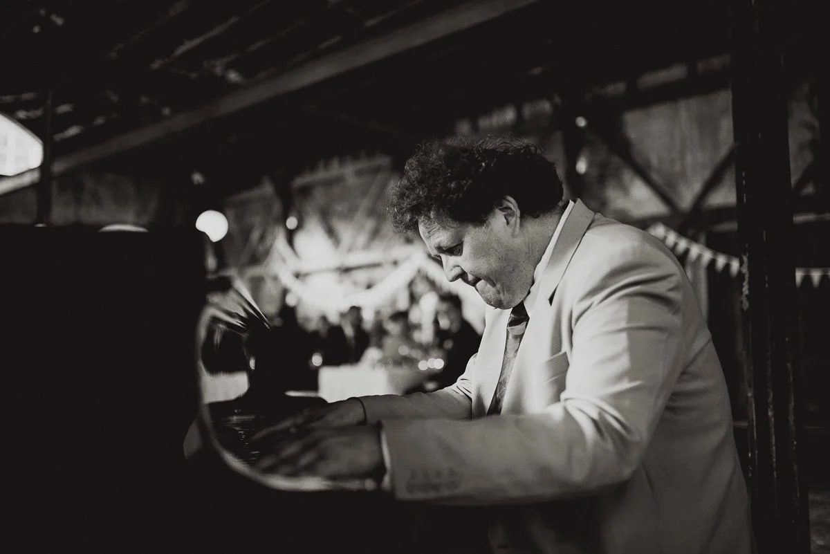 jere-satamo_valokuvaaja-turku_wedding-photographer-finland-mathildedal-115.jpg
