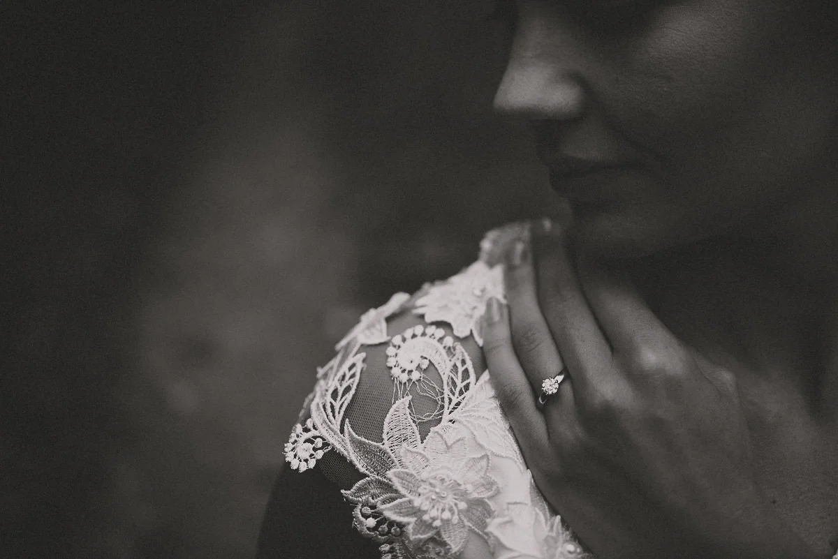 jere-satamo-valokuvaaja-turku-wedding-photographer_styled-036-print.jpg