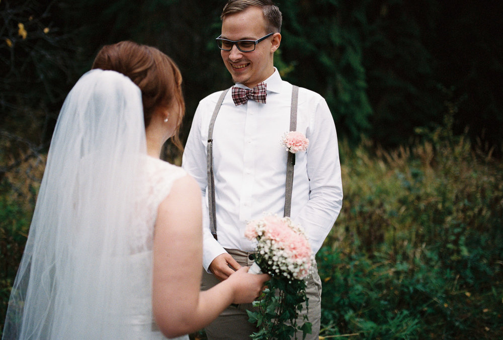 jere-satamo-analog-film-wedding-photographer-finland-072.jpg