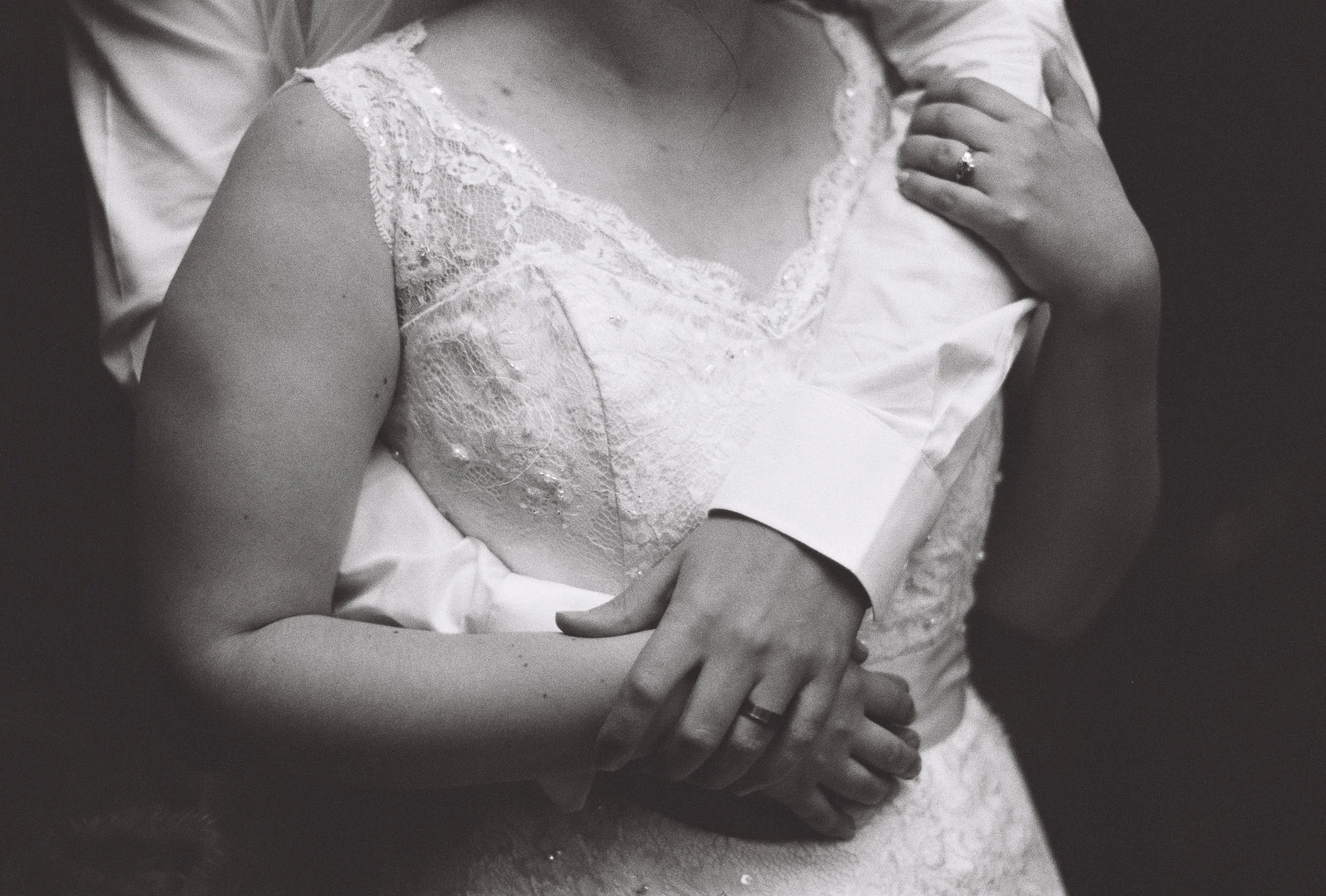 jere-satamo-analog-film-wedding-photographer-finland-090.jpg