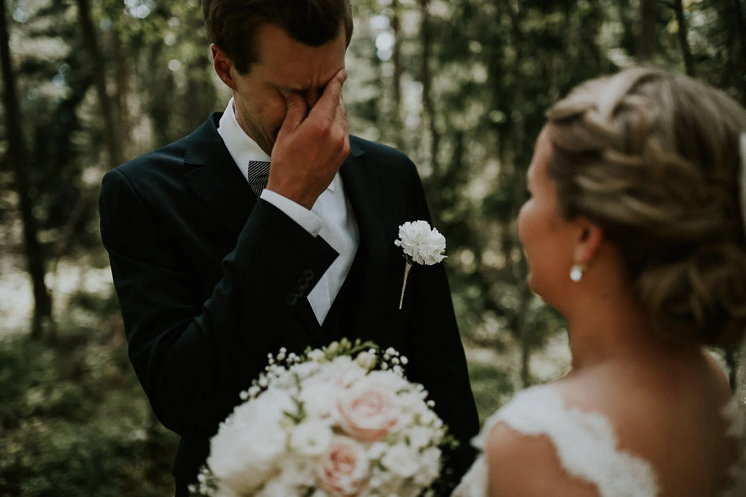 valokuvaaja-helsinki-jere-satamo-wedding-photographer-iceland-finland-helsinki-125.jpg