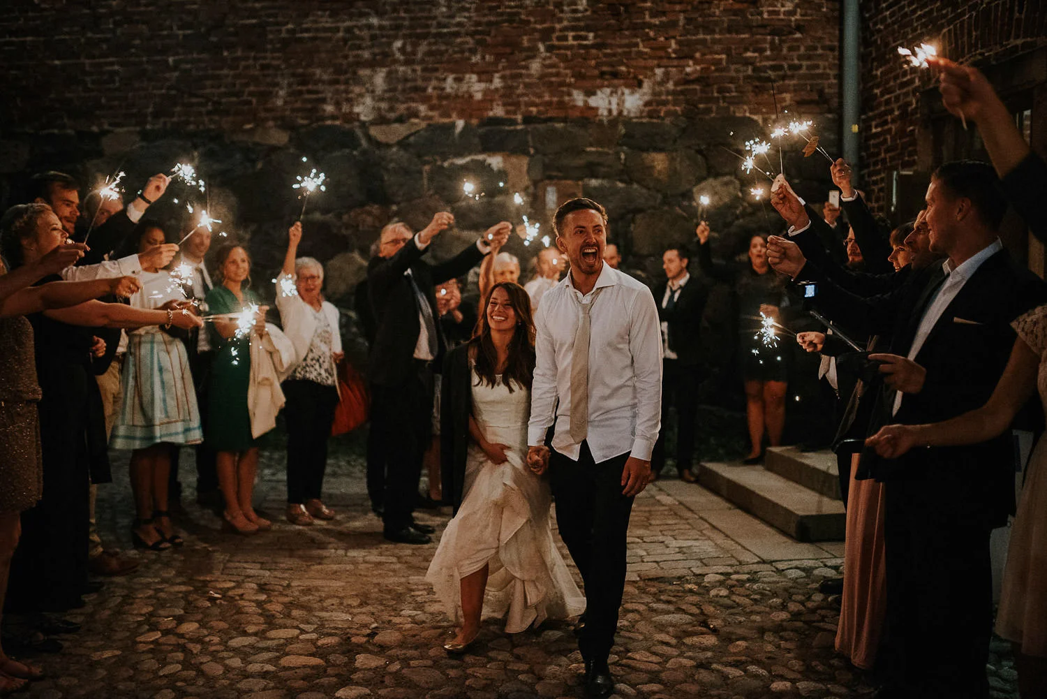 valokuvaaja-helsinki-jere-satamo-wedding-photographer-iceland-finland-helsinki-105.jpg