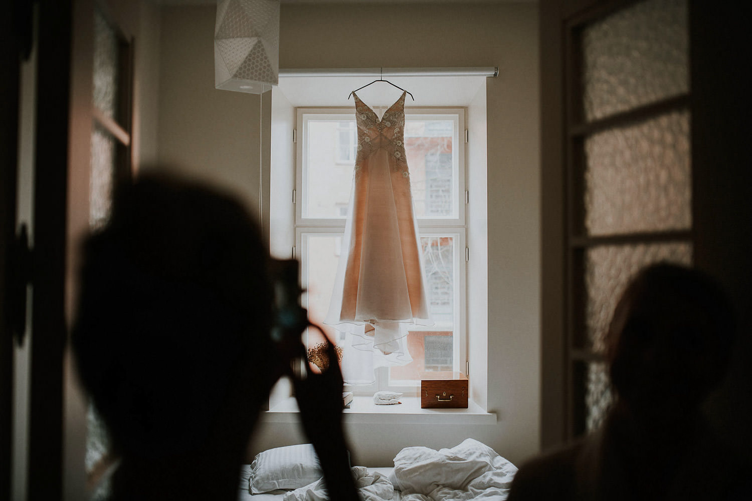 valokuvaaja-helsinki-jere-satamo-wedding-photographer-iceland-finland-helsinki-034.jpg