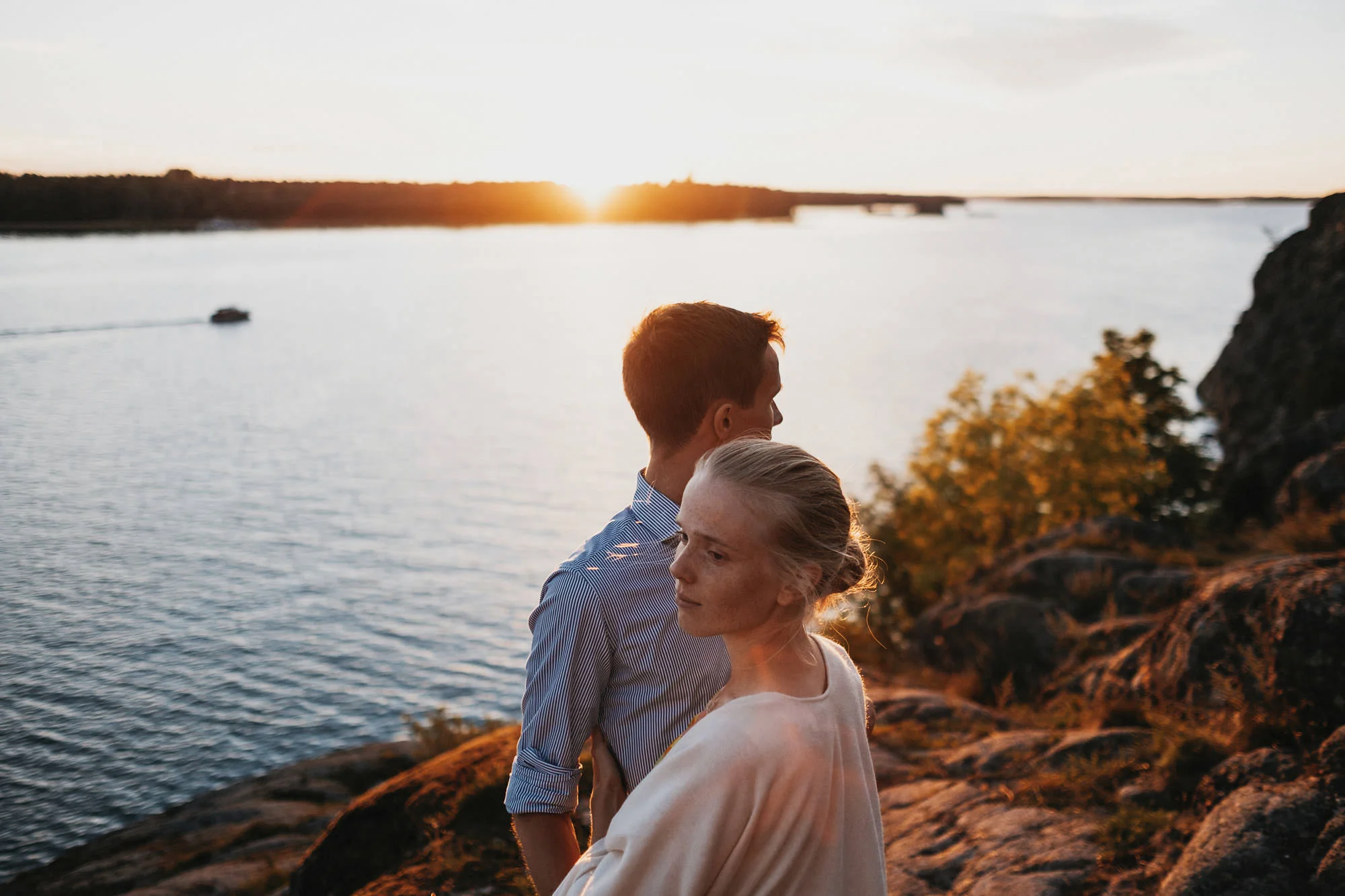kihlakuvaus-naantali_valokuvaaja-helsinki-pariskuntakuvaus-jere-satamo-033-blog.jpg