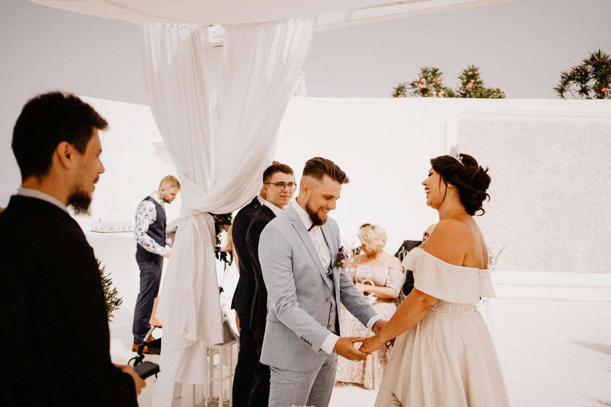 wedding-photographer-santorini-jere-satamo-greece-025-blog.jpg