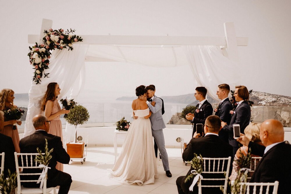 wedding-photographer-santorini-jere-satamo-greece-026-blog.jpg