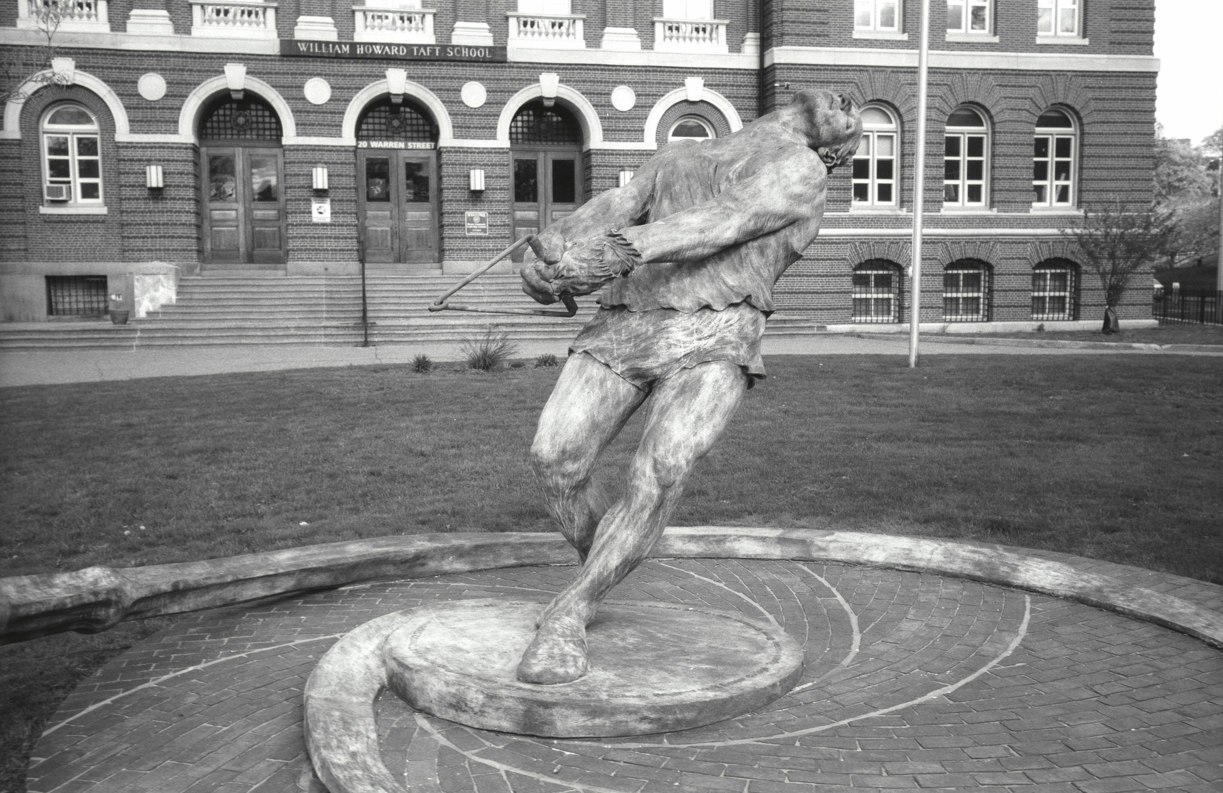 William Howard Taft School Statue.jpg