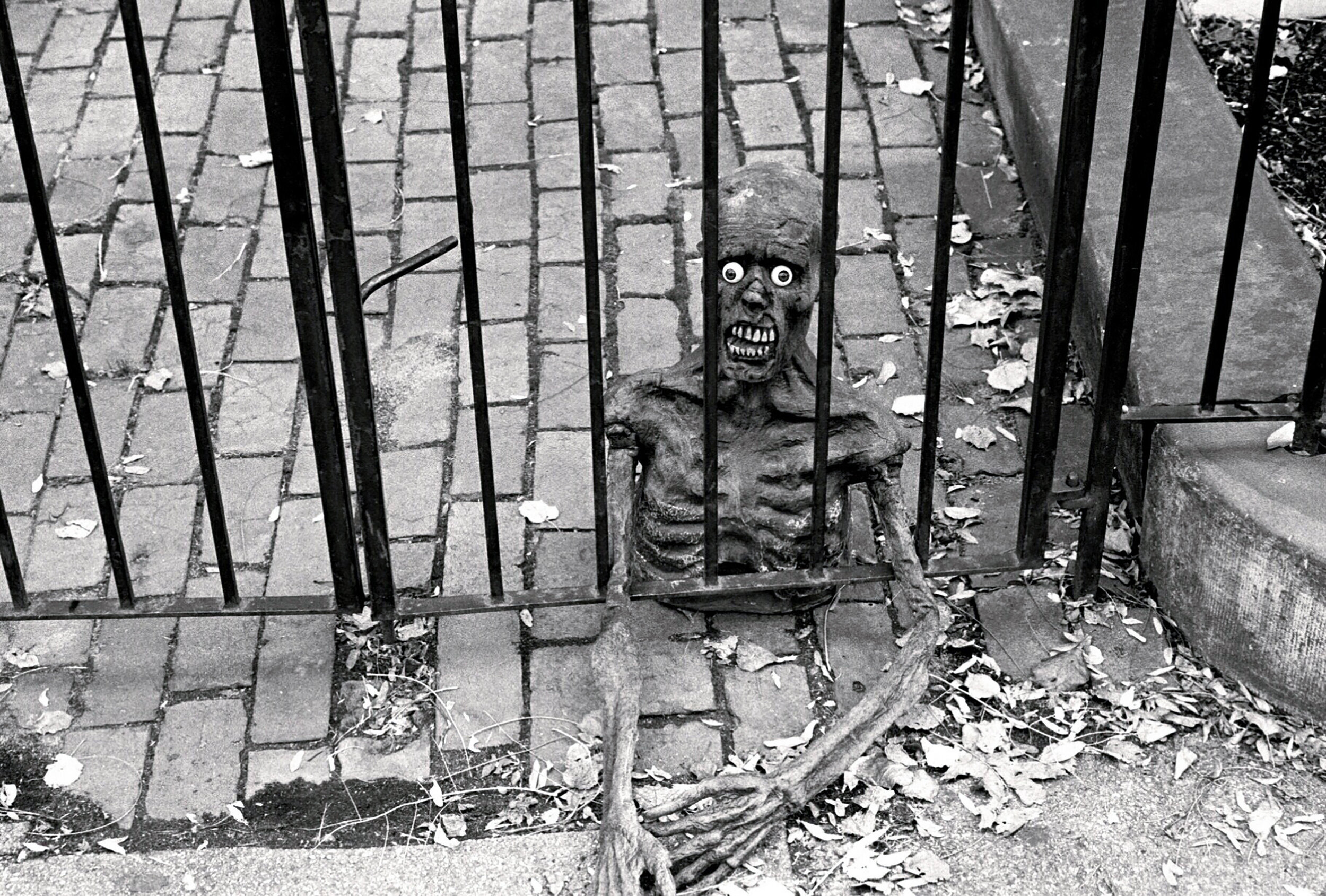 skeleton guy on Newbury Street.jpg