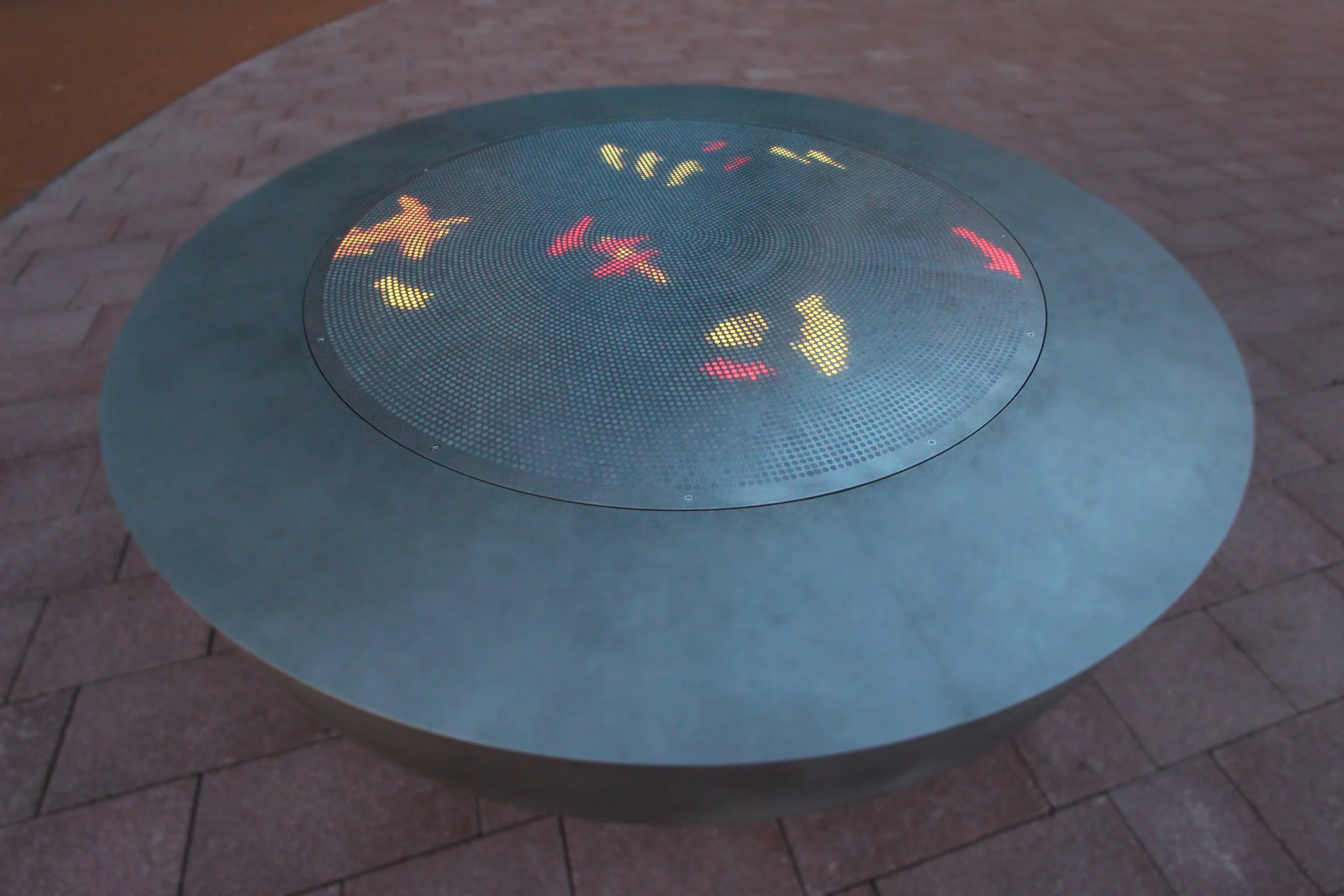 AlderHeyFishpond_close