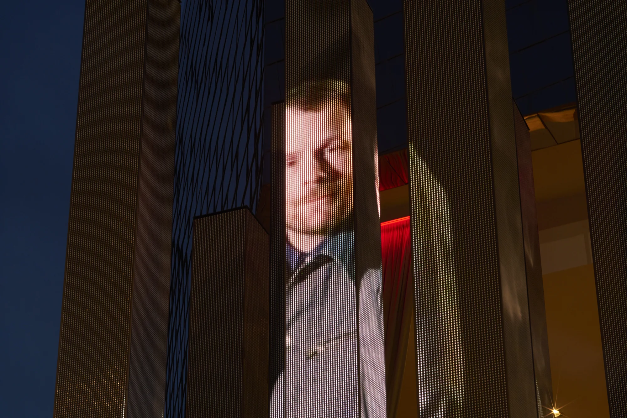 TheBeacons_Night_02.jpg