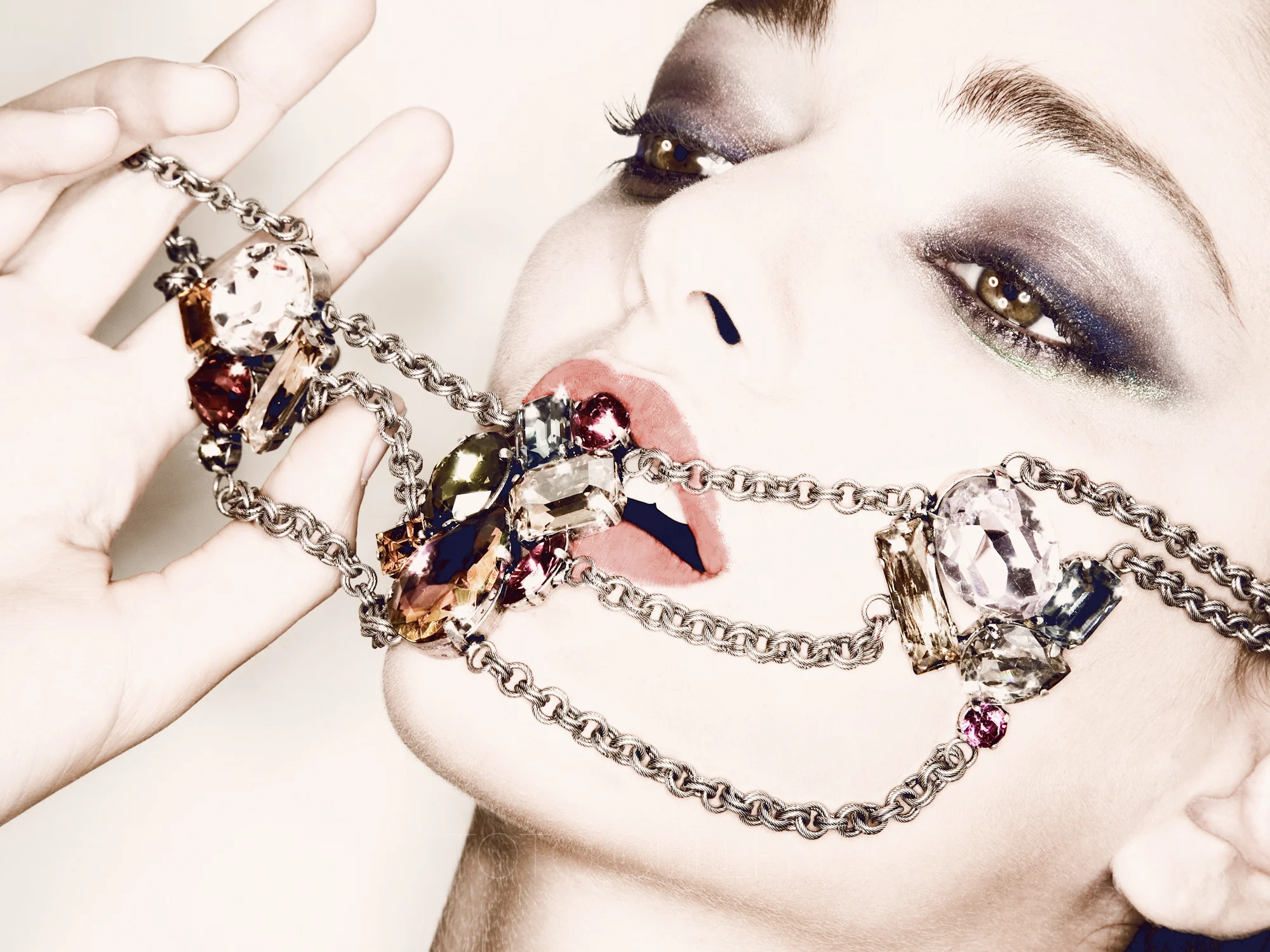 DMODE MAG BEAUTY