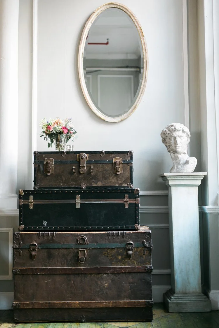 A Metropolitan Building Romance