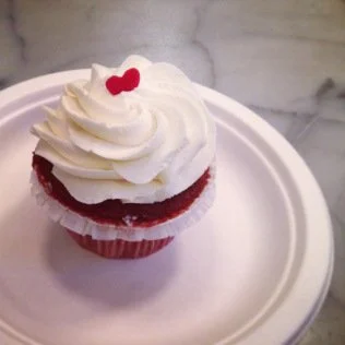 NYC Red Velvet Cupcake Tour!