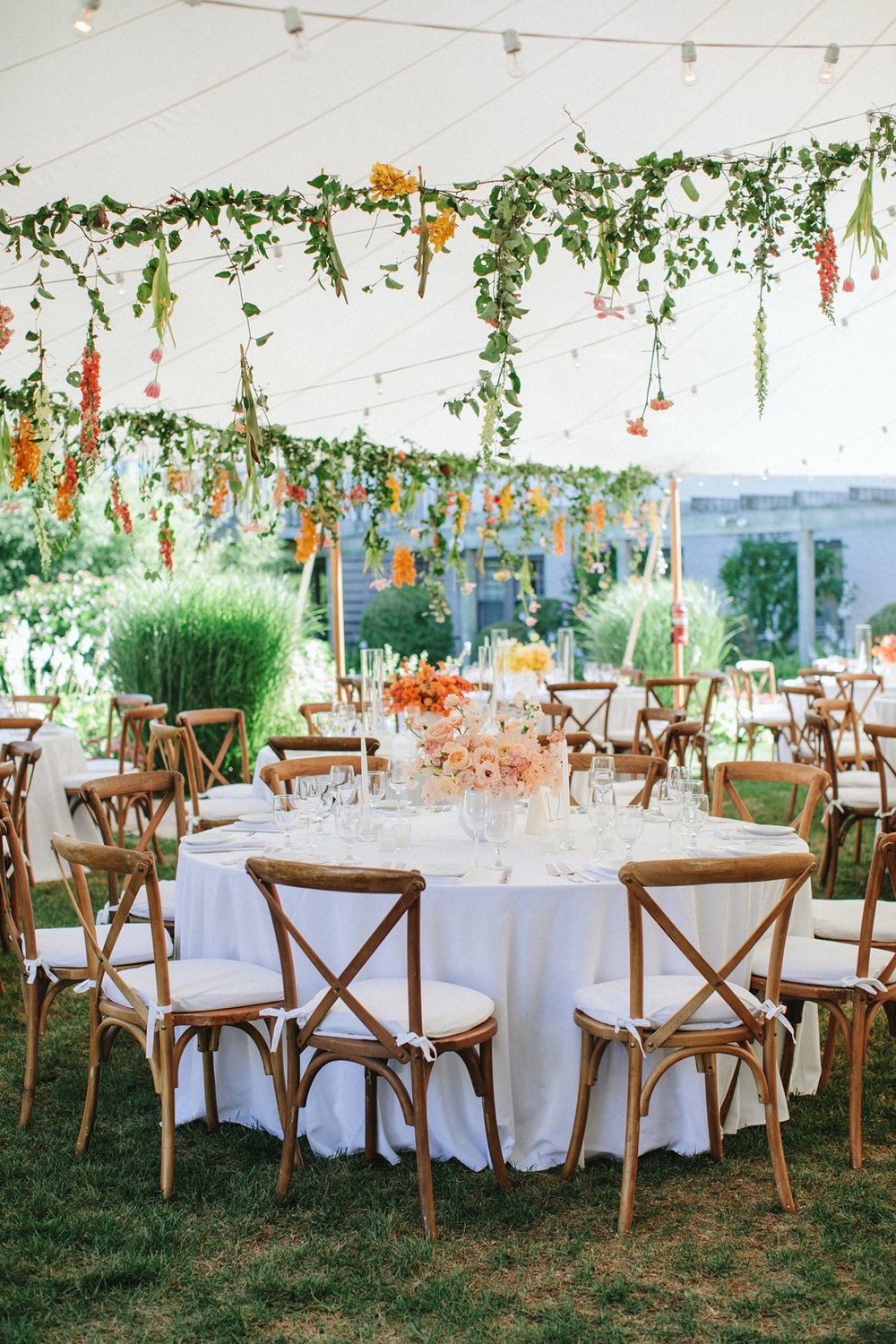 Vibrant_Classic_Sole_East_Hamptons_Wedding11.jpg