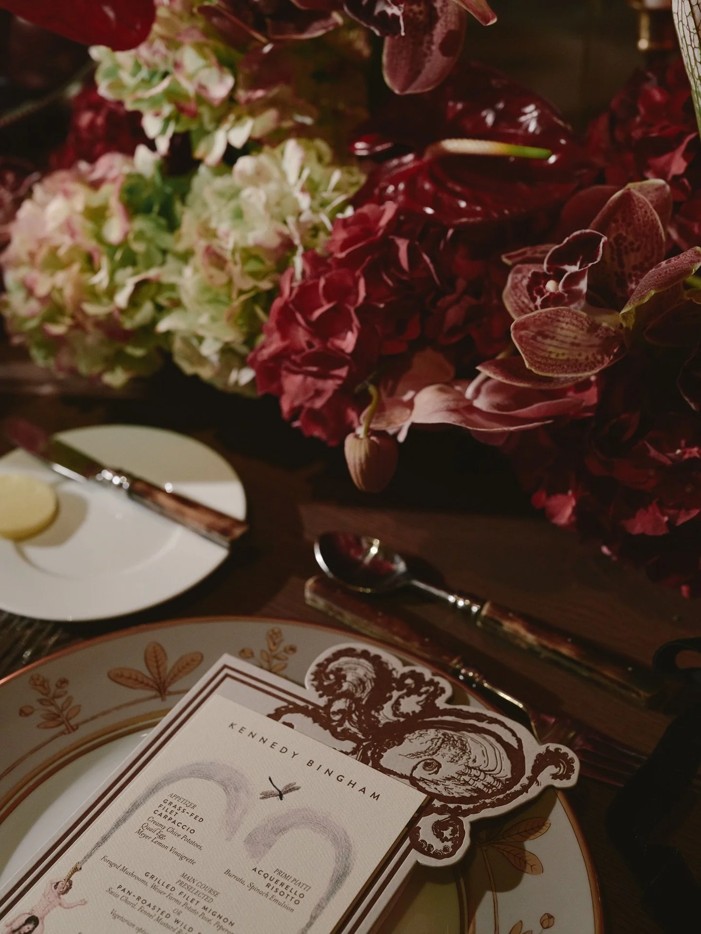 tempImageOGYcDZexpressive_avante_garde_Rosewood_miramar_santa_barbara_wedding.jpg