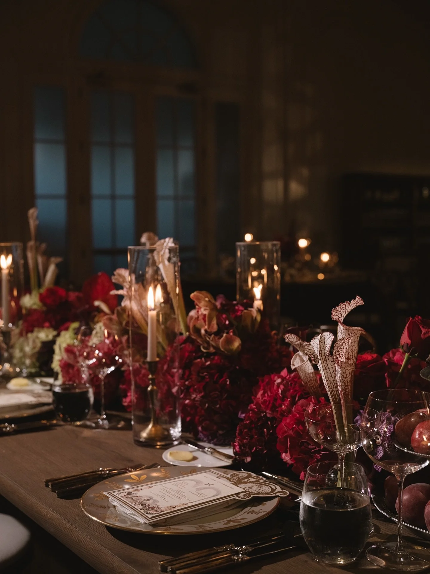 tempImageLTgICWexpressive_avante_garde_Rosewood_miramar_santa_barbara_wedding.jpg