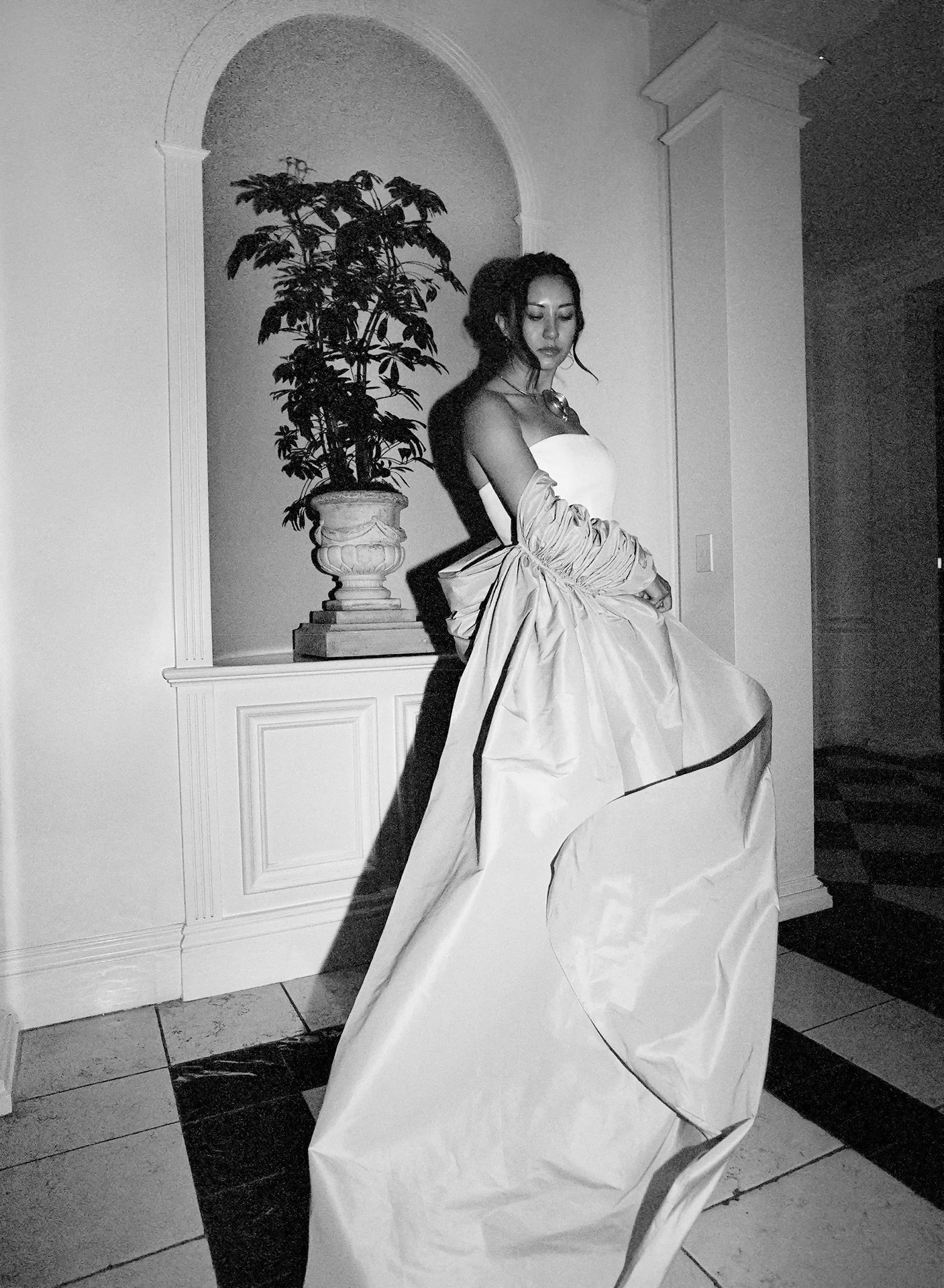 tempImage2ph8Swexpressive_avante_garde_Rosewood_miramar_santa_barbara_wedding.jpg