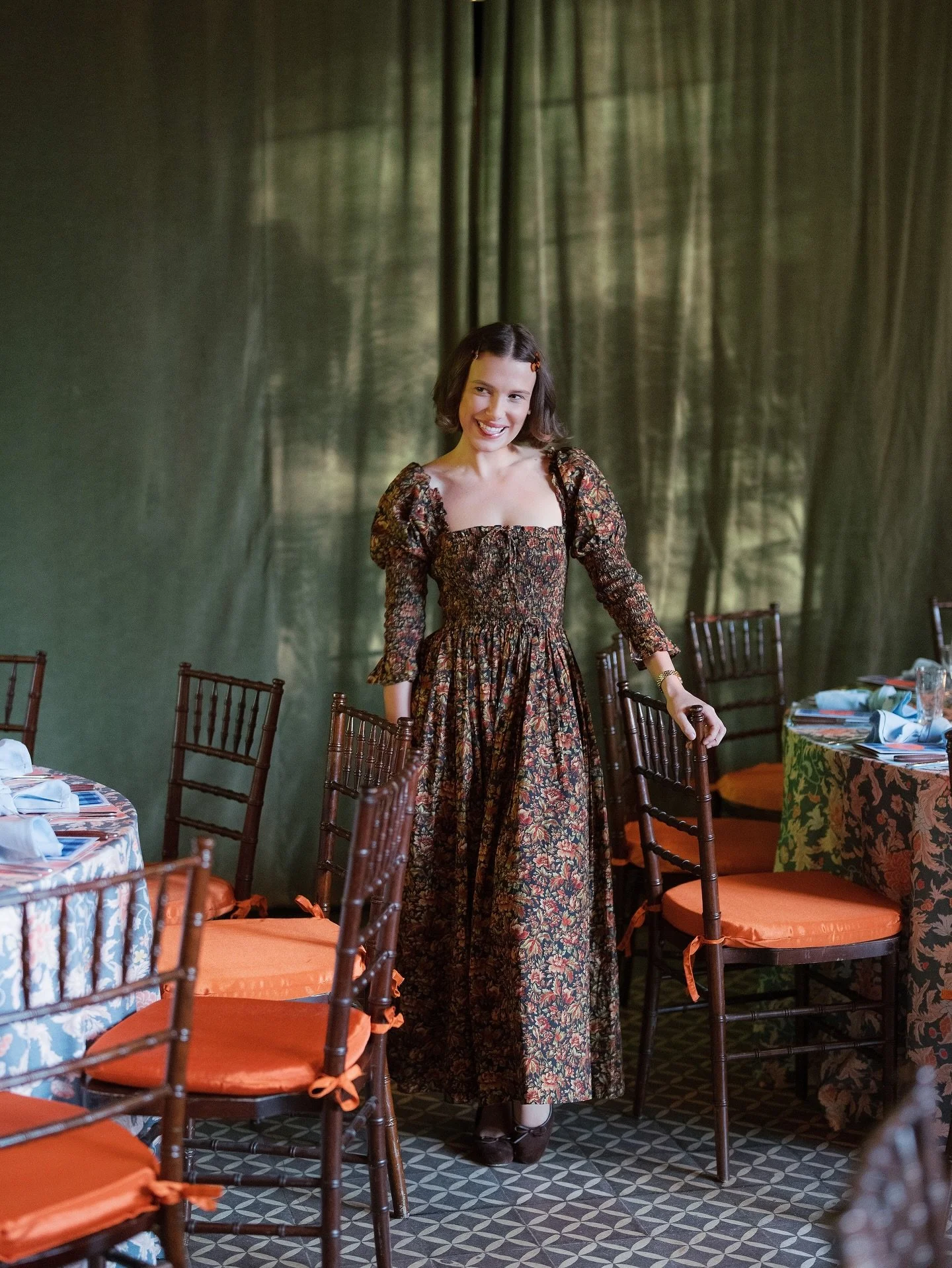 when dog lovers unite! a special evening w/ @milliebobbybrown for the inaugural @joeysfriends gala &mdash; full of heart, celebrating community and our four-legged best friends 🐾

so much love in one room, all in support of animals in need and the j