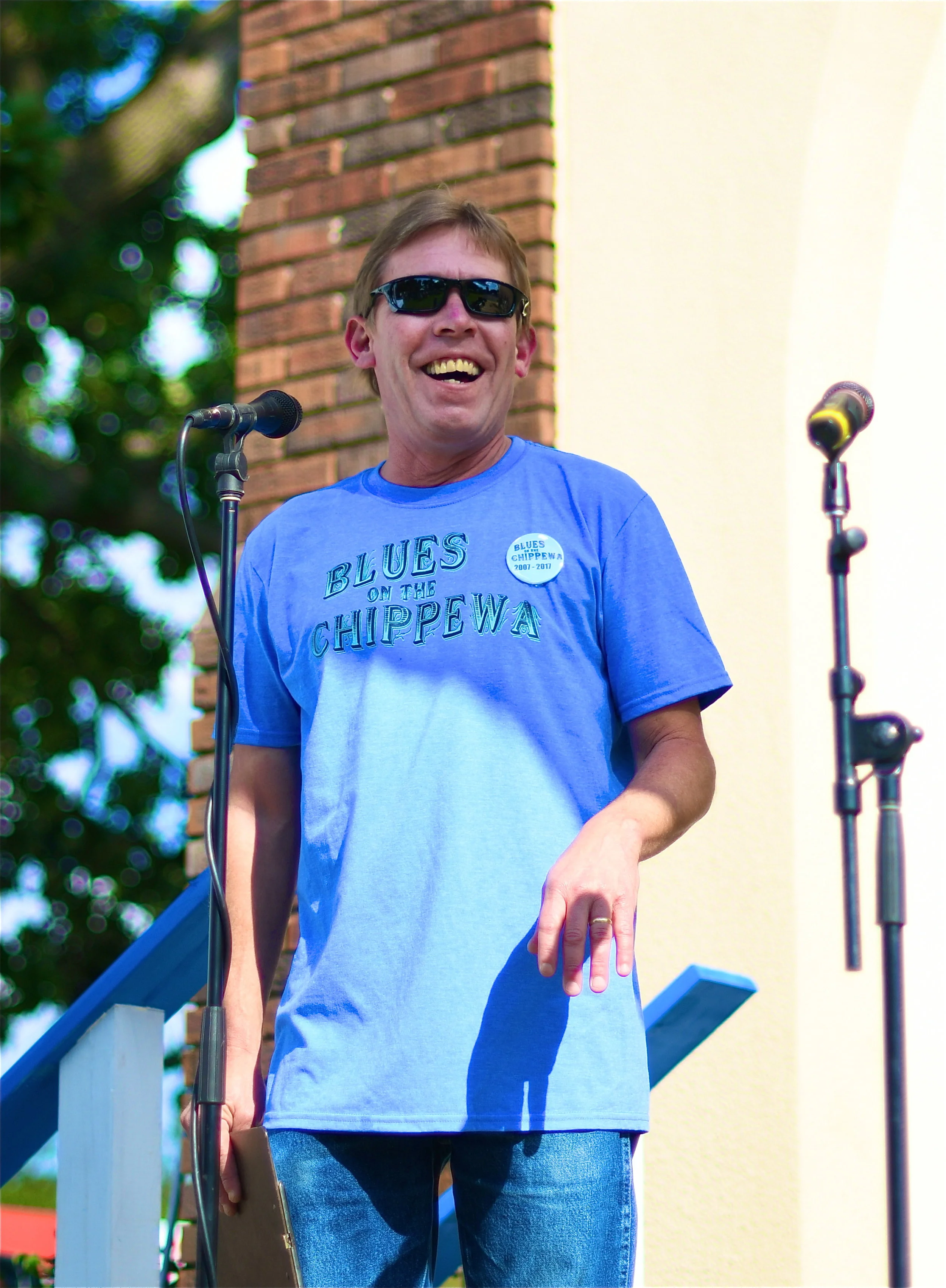 This is Cush. He's your emcee. Feel free to give him suggestions for your intro.