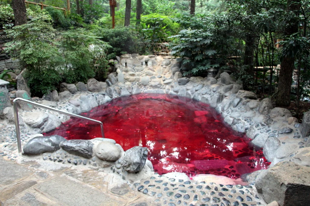 The first pink pool was rose-scented, and there were flower petals floating in the water 