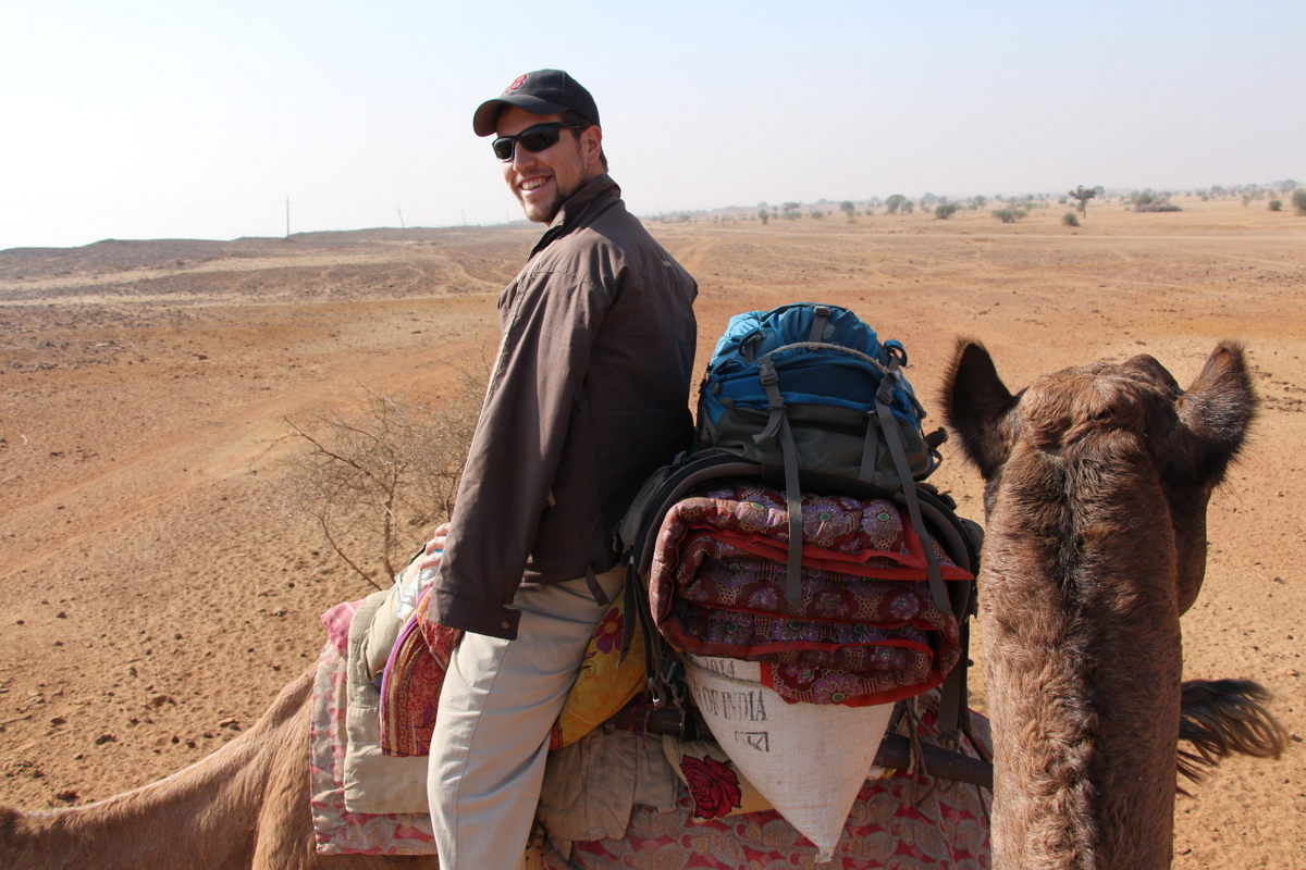 I sit atop my steed, Camel 17. Despite the heat, I wore my jacket to shield me from the sun and, I'm happy to report, stayed clear of any sunburns.
