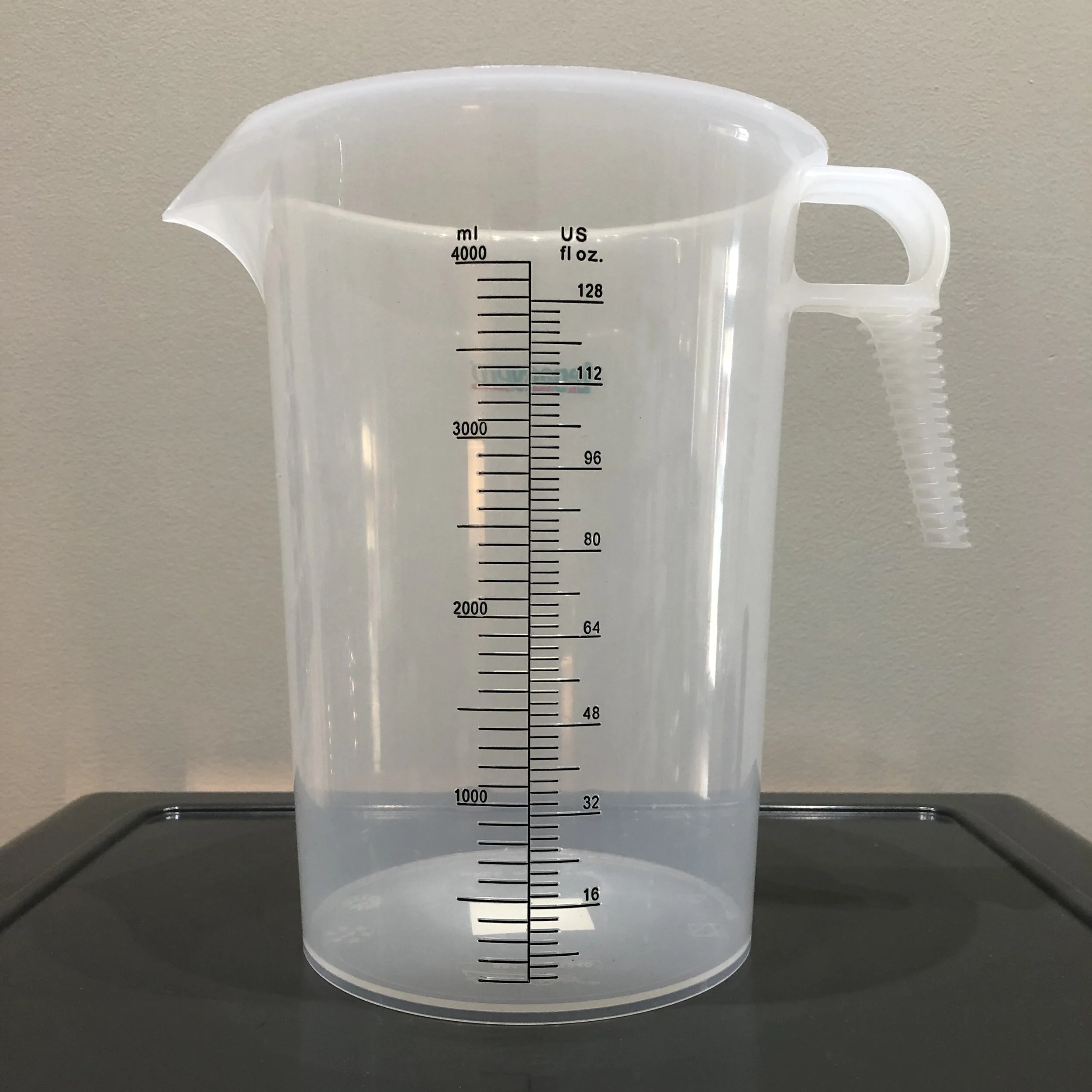 4000ml/128oz Legacy Pro Pitcher
