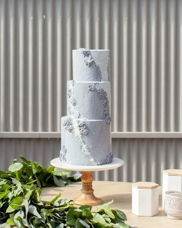 Planning: @simplysweetweddings⠀⠀⠀⠀⠀⠀⠀⠀⠀
Design and Florals: @bottlesandblooms⠀⠀⠀⠀⠀⠀⠀⠀⠀
Photo: @studio28photo⠀⠀⠀⠀⠀⠀⠀⠀⠀
Rentals: @bakerparty⠀⠀⠀⠀⠀⠀⠀⠀⠀
Cake: @graceandhoneycakes⠀⠀⠀⠀⠀⠀⠀⠀⠀
Plantable Seed Paper Goods: @wholeweddings⠀⠀⠀⠀⠀⠀⠀⠀⠀
Signage: @print