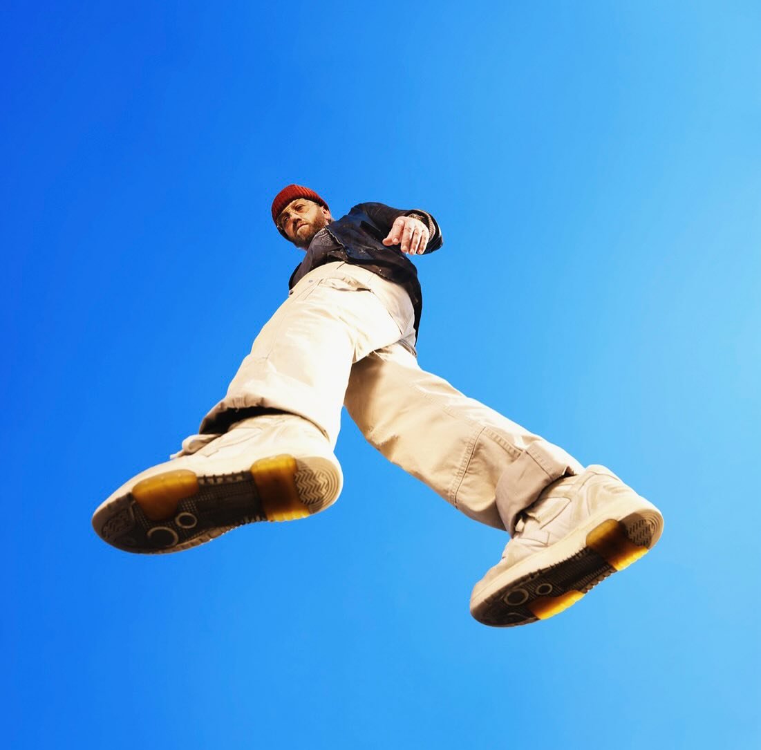 7x GRAMMY&reg;-winner TOBYMAC releases his 9th studio album, HEAVEN ON MY MIND, today&hellip;..
&ldquo;Determination and a refusal to lose hope pulsate through&rdquo; &ldquo;vibrant and uplifting listening experience&rdquo; on album where he &ldquo;r