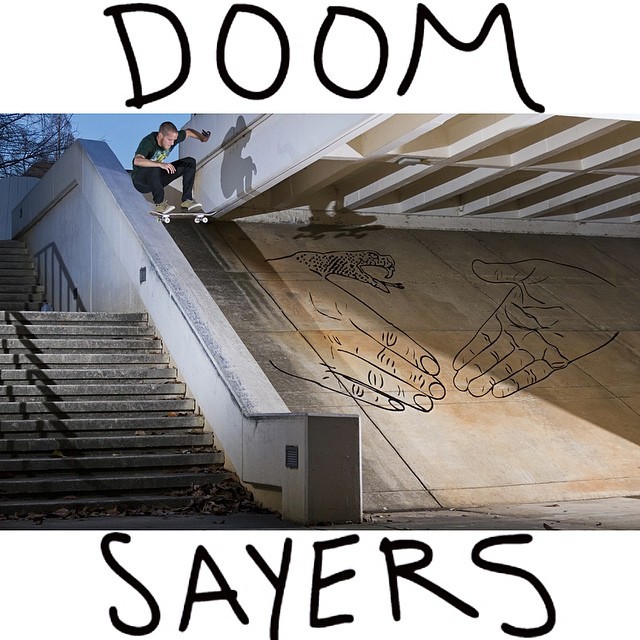 Doggy lost some sponsors, picked up some new ones, and kept shredding the entire time like it was no big deal.