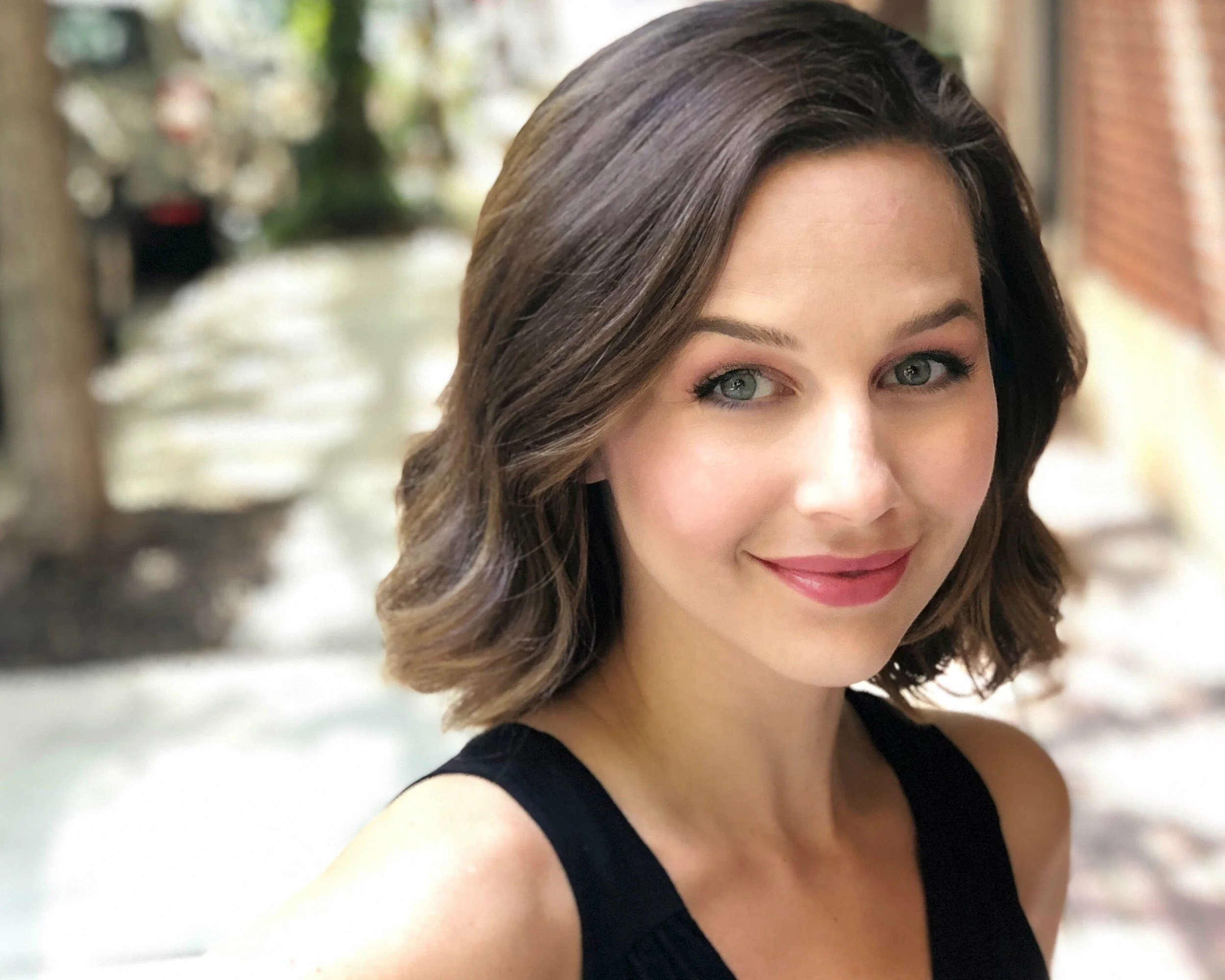 Jessica2018Headshot.jpg