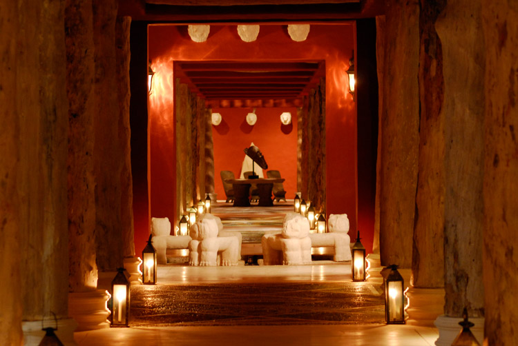 Zoetry Paraiso Lobby.jpg