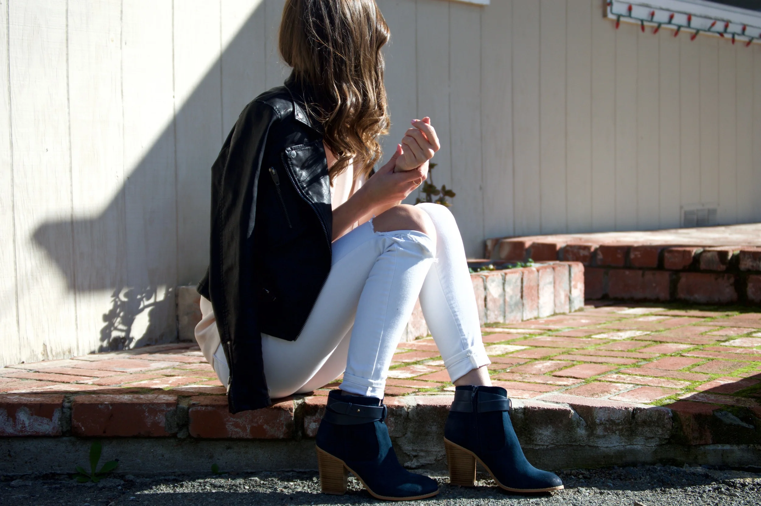 Click Through to Shop the Look. Jacket: Blank NYC. Top: Nordstrom. Jeans: Similar here. Shoes: c/o Sole Society. Bracelet: c/o BaubleBar. Sunglasses: Similar here.