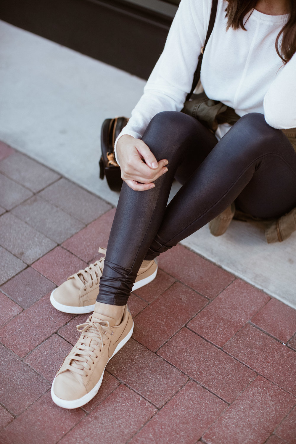 Port by jeg lytter til musik Spanx Faux Leather Leggings and Sneakers — Girl Meets Gold