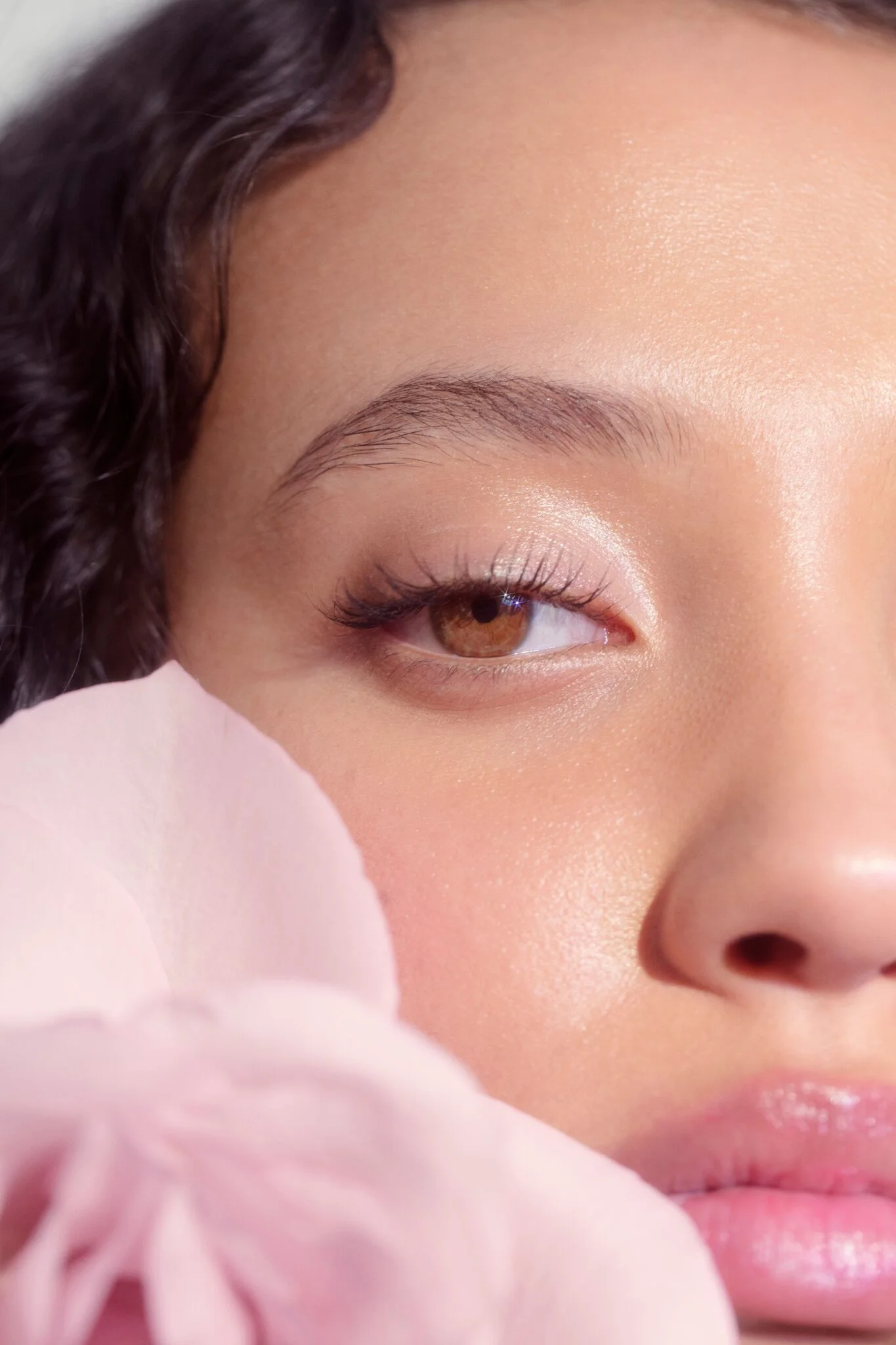 Glossier_Holiday2017_Balms_05_preview.jpg