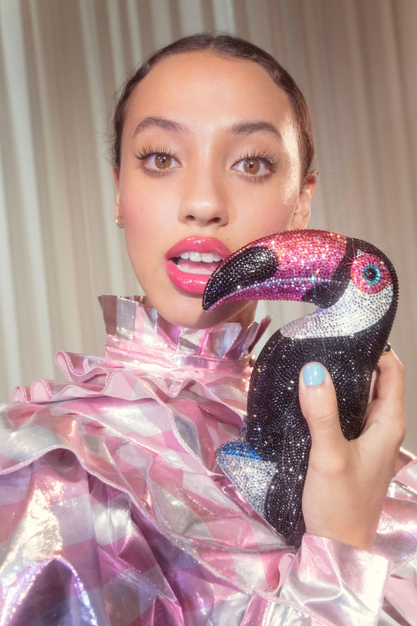 Glossier_Holiday2017_GenGLipgloss_Sahara_02_preview.jpg
