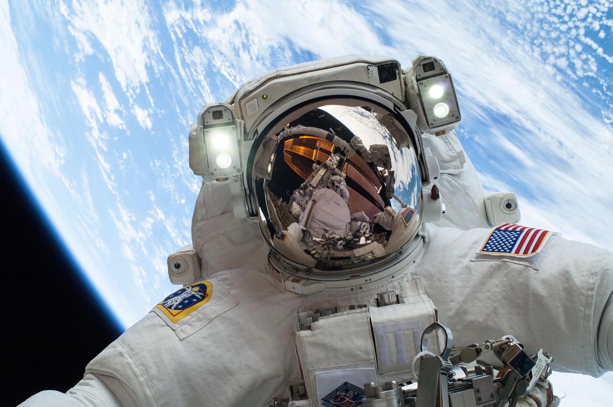 Astronaut_Mike_Hopkins_on_Dec._24_Spacewalk.jpg