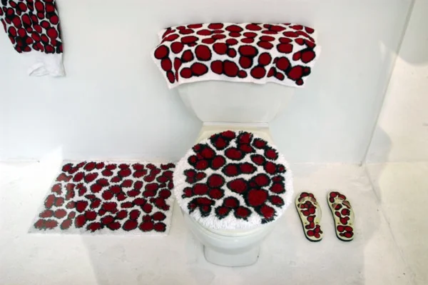 "Ying - Yang Bathroom" 