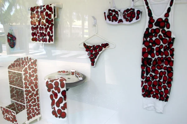 "Ying - Yang Bathroom" 