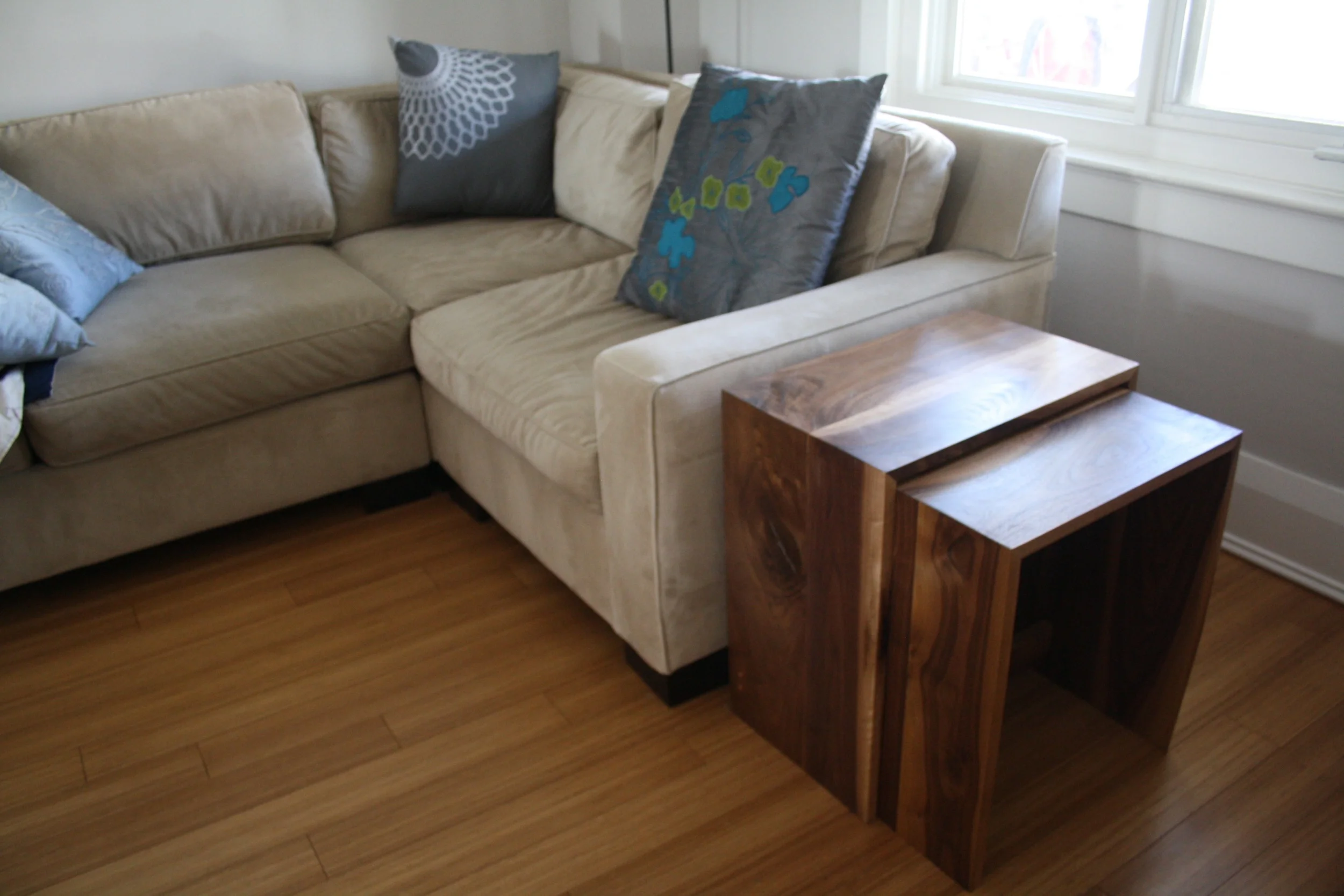 east lynn nesting tables