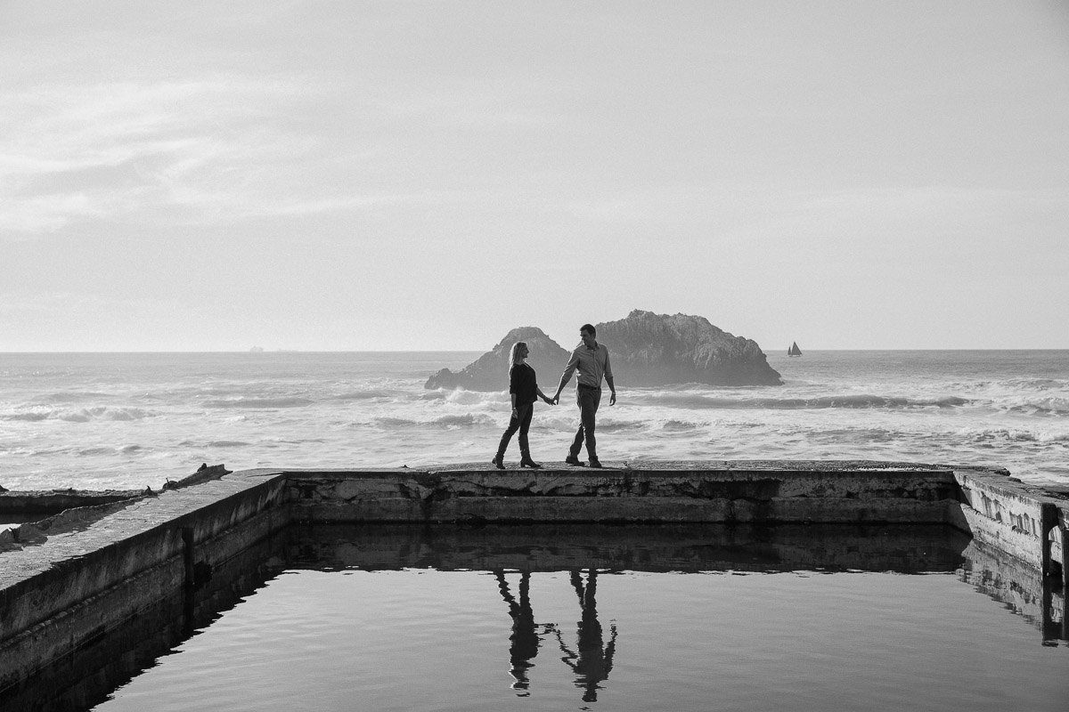 Engagementshoot.SutroBath.Sanfranciscoweddingphotography.emilymerrill.0006.jpg