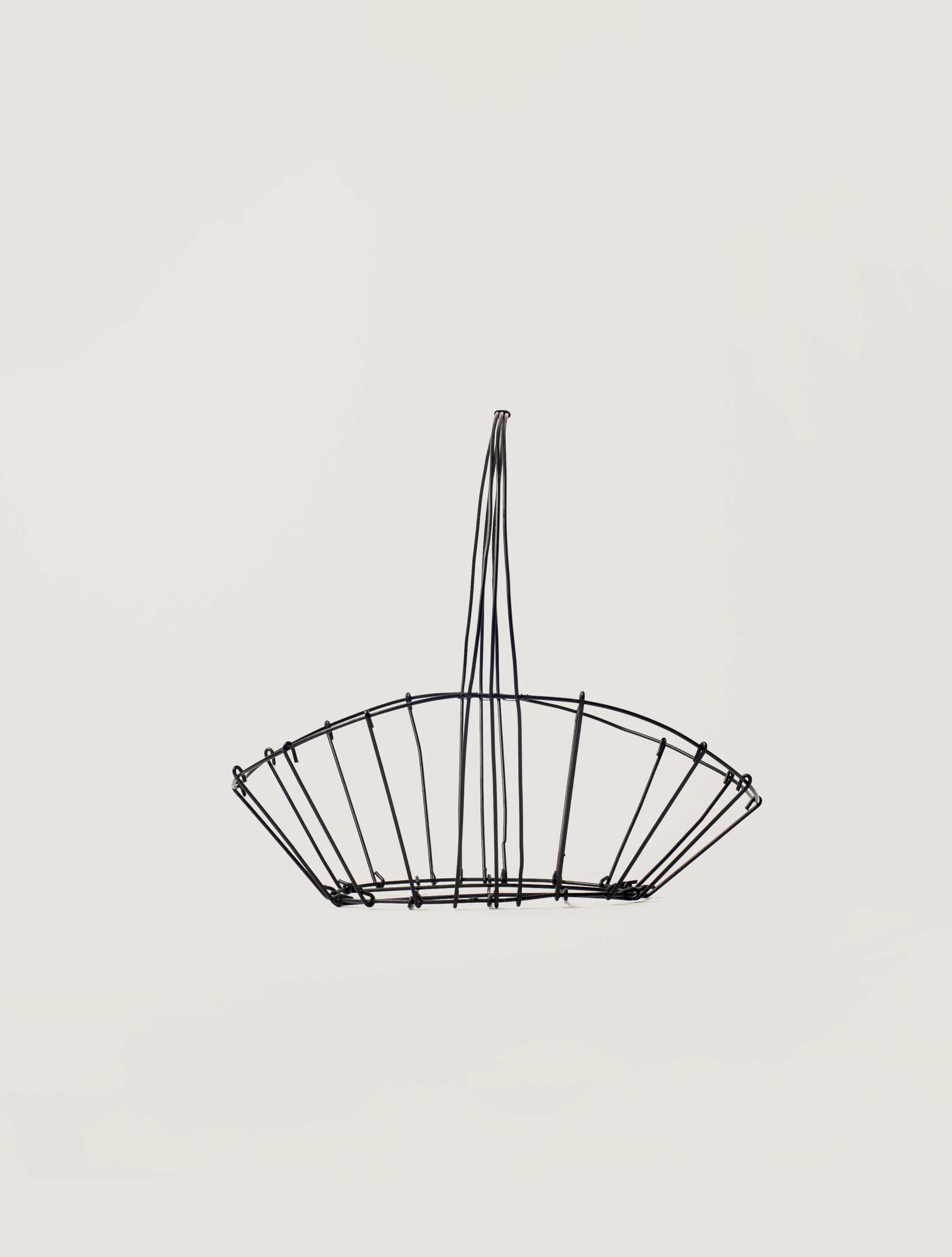 ART&ARTICLE - Line Gathering Basket