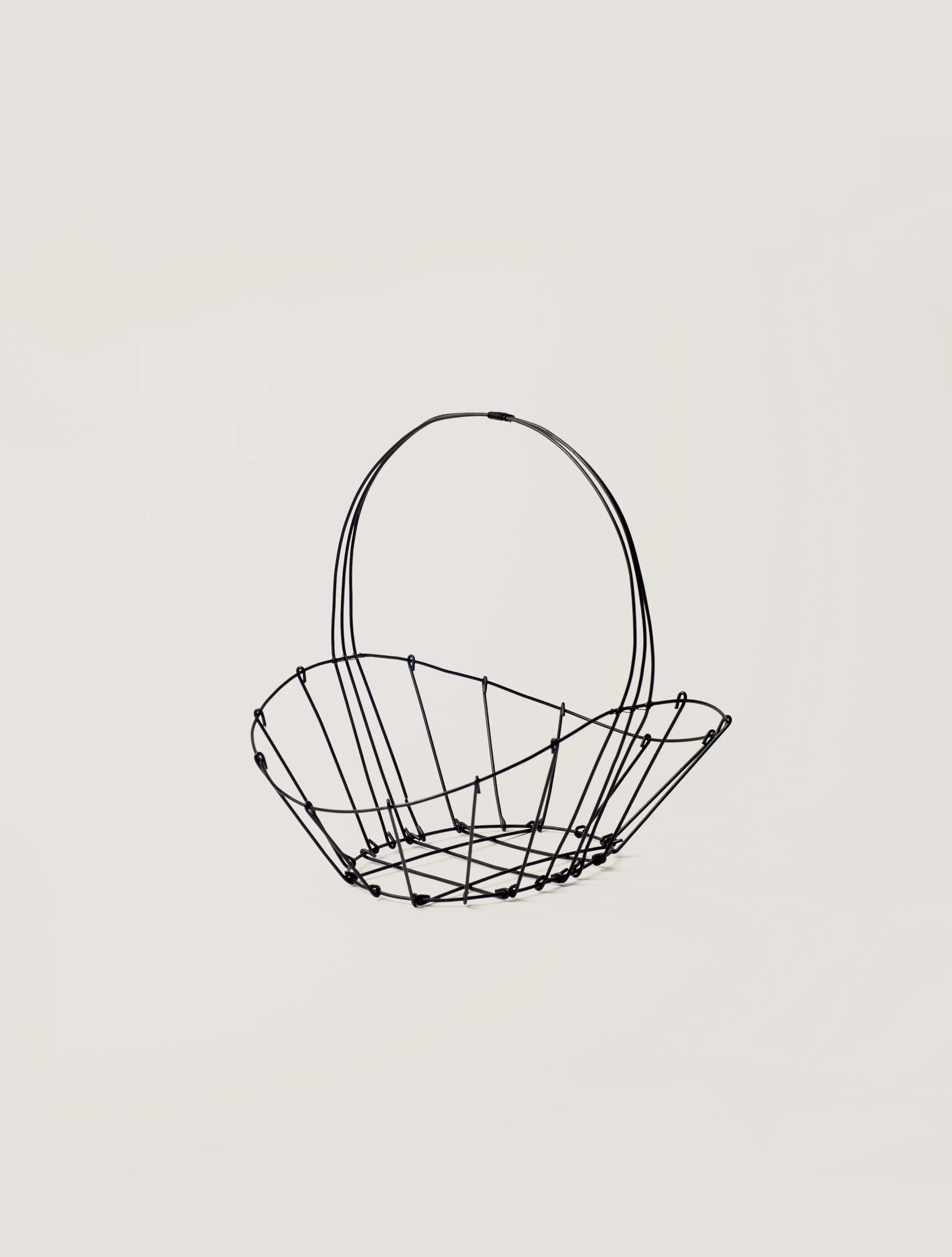 ART&ARTICLE - Line Gathering Basket