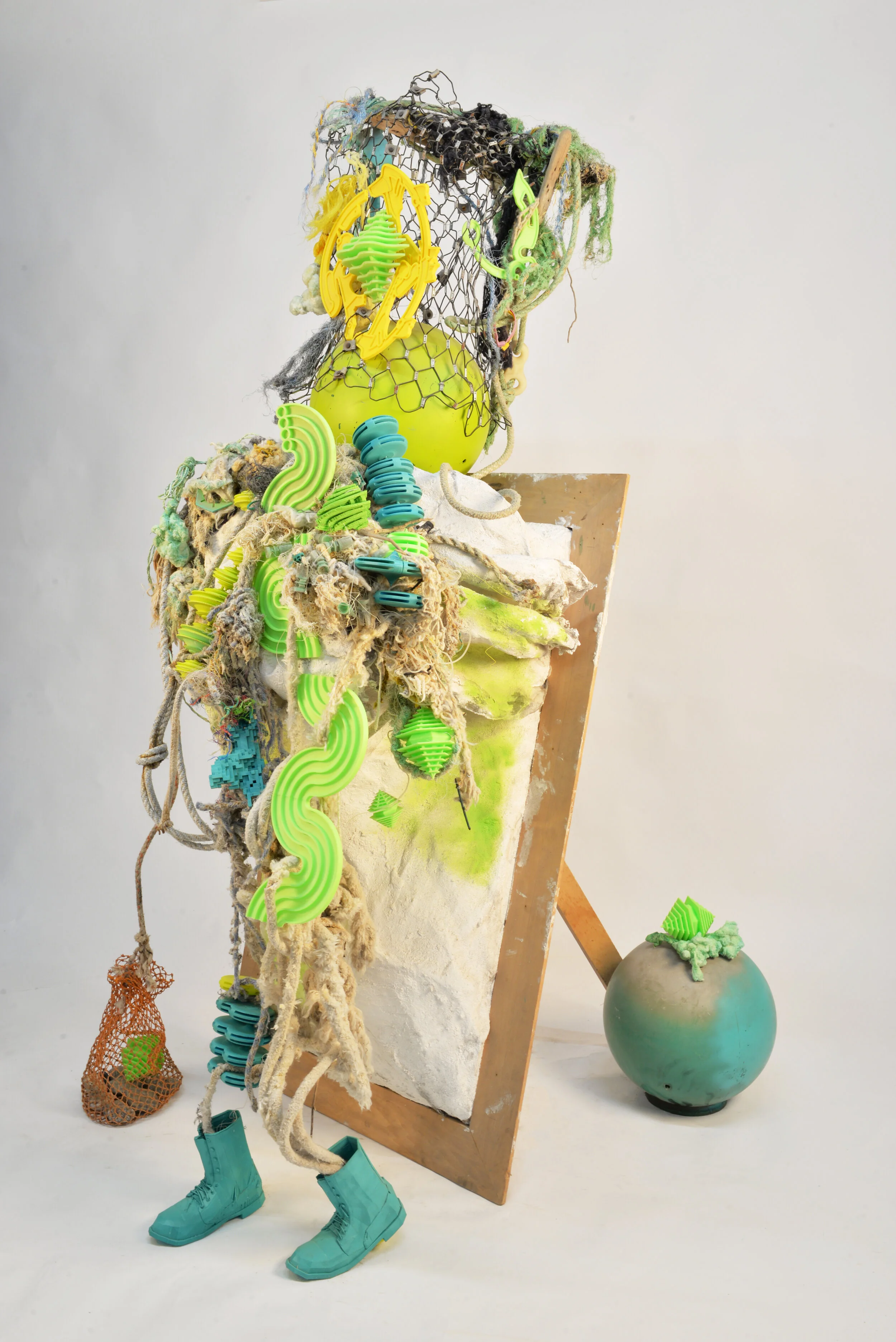 Fantastic  Voyager side view b.jpg